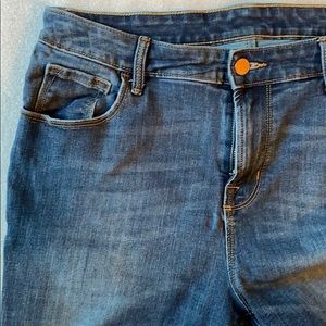 Old Navy Distressed Denim Skinny Jeans